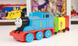 小火车玩具视频,童趣盎然，亲子互动新体验